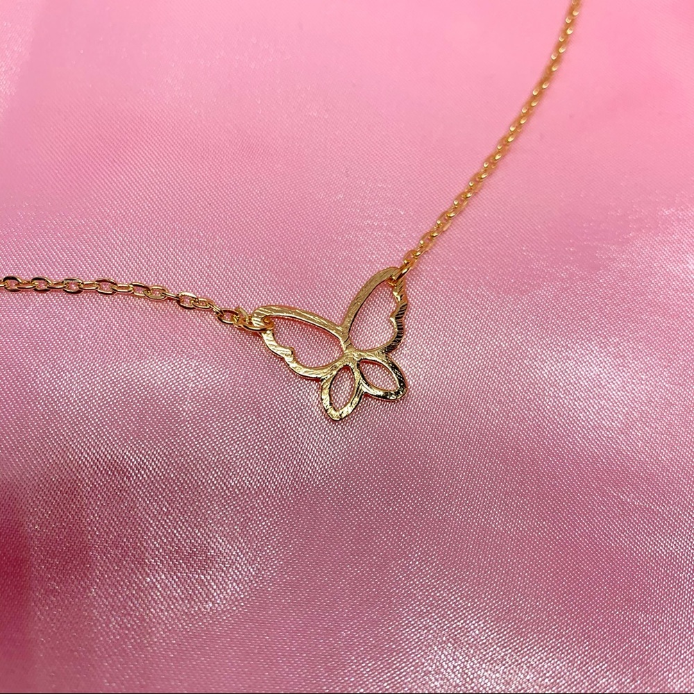Necklace: Butterfly Charms Layered 🦋 - Picture 4 of 5